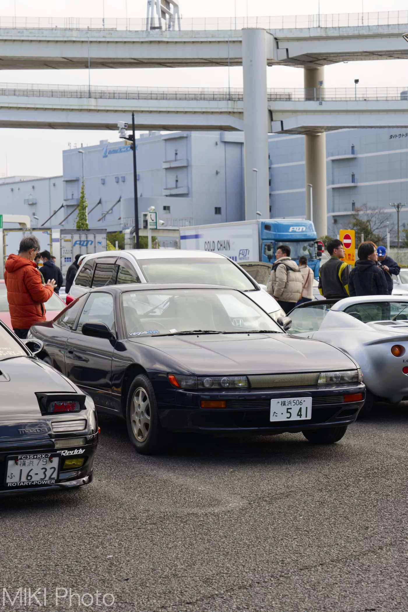 Sunday Morning at Daikoku